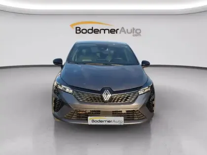 Photo 7 Renault Clio  E-Tech full hybrid 145