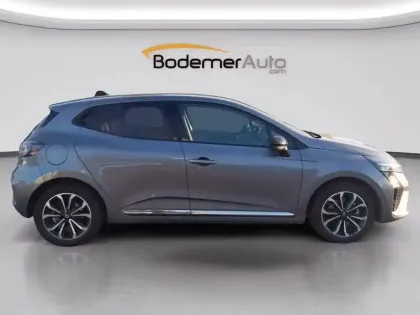 Photo 5 Renault Clio  E-Tech full hybrid 145
