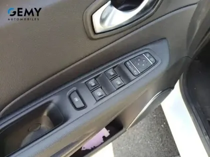 Photo 13 Renault Captur  TCe 150 FAP EDC