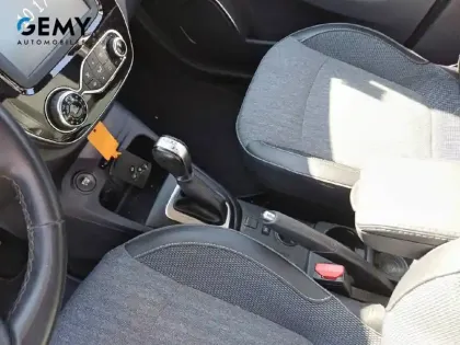 Photo 11 Renault Captur  TCe 150 FAP EDC