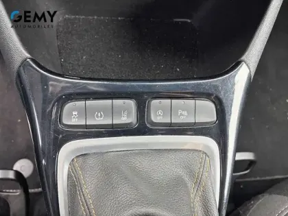 Photo 19 Opel Crossland X  1.2 Turbo 110 ch