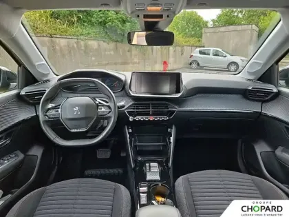 Photo 11 Peugeot 208  Electrique 50 kWh 136ch