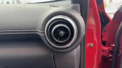 Photo 30 Nissan Juke  Hybrid 143