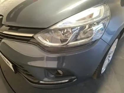 Photo 22 Renault Clio  dCi 90 E6C