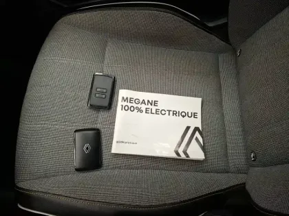 Photo 40 Renault Megane  E-Tech EV60 220 ch super charge