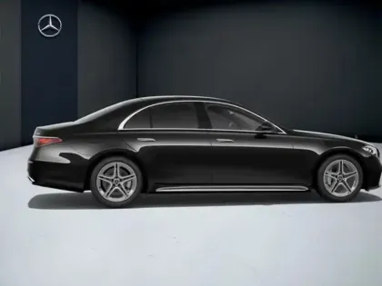 Photo 16 Mercedes CLA 580 e 4MATIC Berline AMG Line