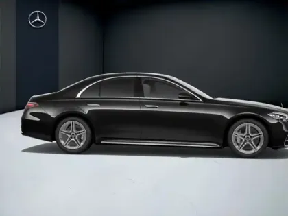 Photo 15 Mercedes CLA 580 e 4MATIC Berline AMG Line