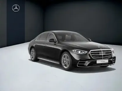 Photo 6 Mercedes CLA 580 e 4MATIC Berline AMG Line