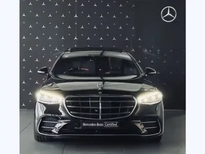 Photo 27 Mercedes CLA 580 e 4MATIC Berline AMG Line