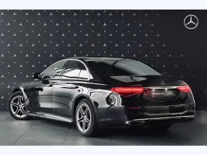 Photo 22 Mercedes CLA 580 e 4MATIC Berline AMG Line