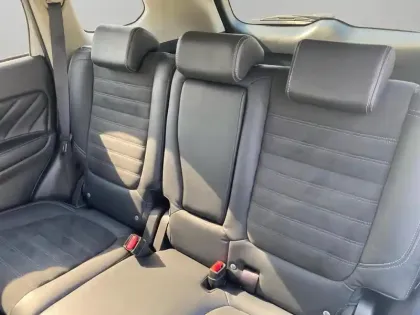 Photo 13 Mitsubishi Outlander  PHEV Twin Motor Intense 4WD