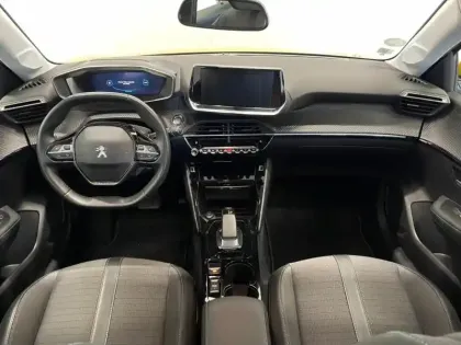 Photo 5 Peugeot 208  e- 136ch Allure