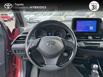 Photo 8 Toyota C-HR  2.0 Hybride 184ch Design Ultimate E-CVT