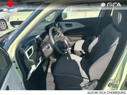 Photo 12 Suzuki Swift  1.2 Hybrid 83ch Privilège Auto