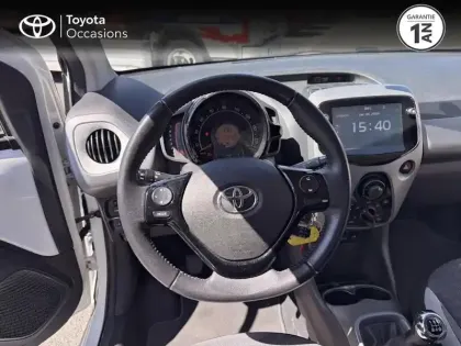 Photo 8 Toyota Aygo  1.0 VVT-i 72ch x-play 3p