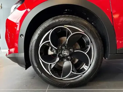 Photo 7 Alfa Romeo Junior  Elettrica 156ch Speciale