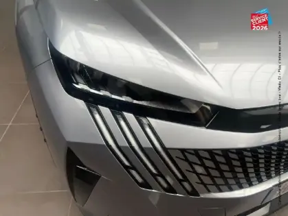 Photo 12 Peugeot 5008  Hybrid 145ch GT e-DCS6