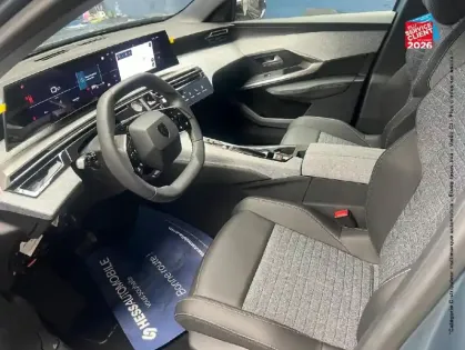 Photo 14 Peugeot 3008  1.2 Hybrid 145ch Allure e-DCS6
