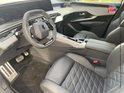 Photo 14 Peugeot 3008  1.2 Hybrid 145ch GT Exclusive e-DCS6