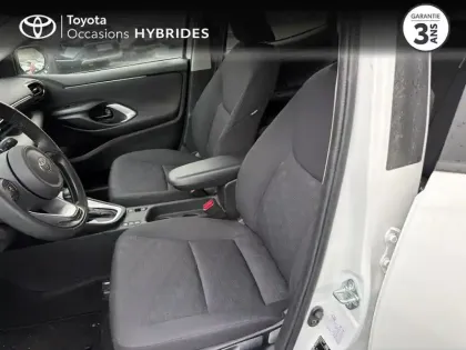 Photo 10 Toyota Yaris  116h Dynamic 5p MC24