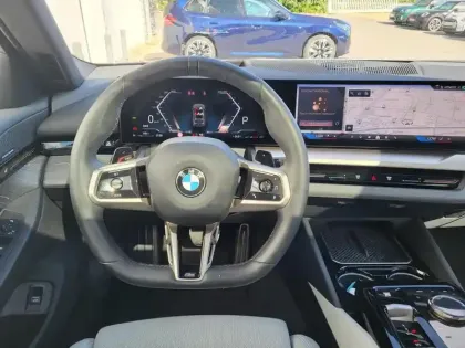 Photo 11 BMW Serie 5 Série 5 Touring 520dA 197ch M Sport xDrive