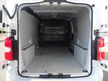 Photo 8 Citroën Jumpy  Fg M 2.0 BlueHDi 145ch S&S Pack Driver EAT8