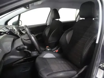 Photo 12 Peugeot 2008  1.2 PureTech 110ch Allure S&S EAT6