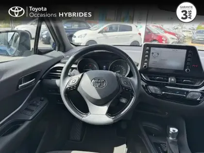 Photo 8 Toyota C-HR  1.8 Hybride 122ch Dynamic E-CVT