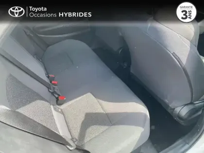 Photo 6 Toyota C-HR  1.8 Hybride 140ch Dynamic NG23