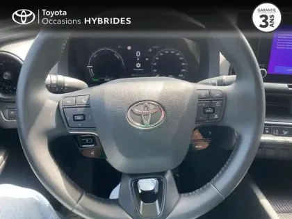 Photo 8 Toyota C-HR  1.8 Hybride 140ch Dynamic NG23