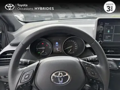 Photo 12 Toyota C-HR  1.8 Hybride 122ch Dynamic E-CVT