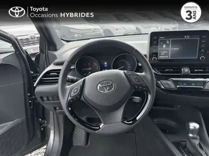 Photo 8 Toyota C-HR  1.8 Hybride 122ch Dynamic E-CVT
