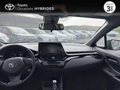 Photo 7 Toyota C-HR  1.8 Hybride 122ch Dynamic E-CVT