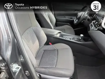 Photo 5 Toyota C-HR  1.8 Hybride 122ch Dynamic E-CVT