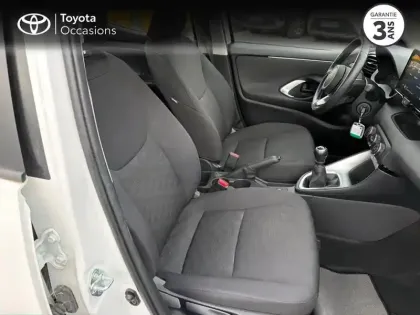 Photo 5 Toyota Yaris  70 VVT-i Dynamic Business 5p MY22