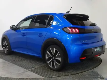 Photo 8 Peugeot 208  e- 136ch GT Pack