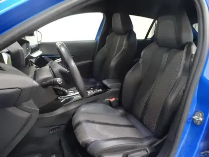 Photo 10 Peugeot 208  e- 136ch GT Pack