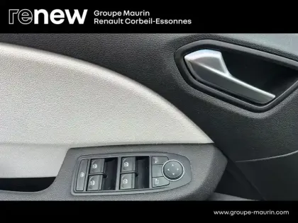 Photo 14 Renault Clio  1.6 E-Tech hybride 145ch Techno