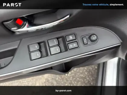 Photo 10 Suzuki S-cross 1.4 Boosterjet Hybrid 110ch Style Auto MY25