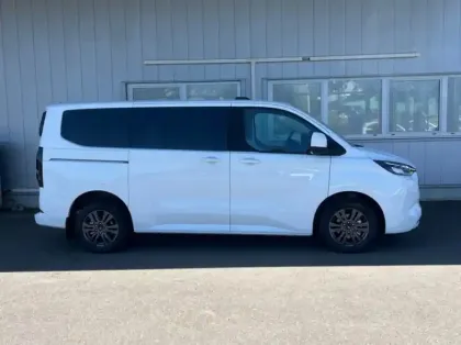 Photo 25 Ford Tourneo Custom 340 L1H1 2.5 Duratec 232ch Hybride rechargeable Titanium CVT