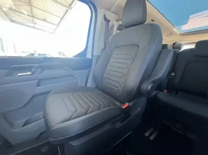 Photo 9 Ford Tourneo Custom 340 L1H1 2.5 Duratec 232ch Hybride rechargeable Titanium CVT