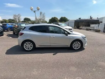 Photo 5 Renault Clio  E-Tech full hybrid 145