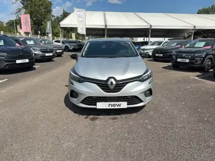 Photo 7 Renault Clio  E-Tech full hybrid 145