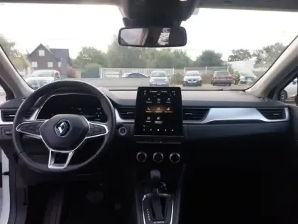 Photo 9 Renault Captur  E-Tech full hybrid 145