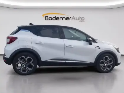 Photo 5 Renault Captur  E-Tech full hybrid 145