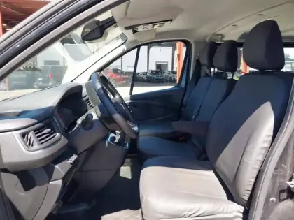 Photo 8 Renault Trafic  CA L2H1 3000 KG BLUE DCI 170