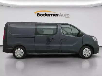 Photo 50 Renault Trafic  CA L2H1 3000 KG BLUE DCI 170