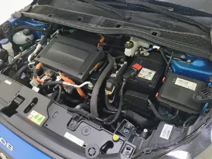 Photo 35 Peugeot 208  Electrique 50 kWh 136ch