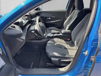 Photo 10 Peugeot 208  Electrique 50 kWh 136ch