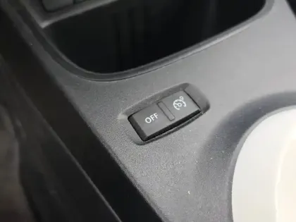 Photo 27 Renault Twingo  III E-Tech